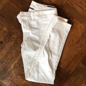 American Eagle Super Super Stretch Jegging size 6